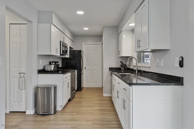 1815 SE 8th TER, Cape Coral, FL 33990