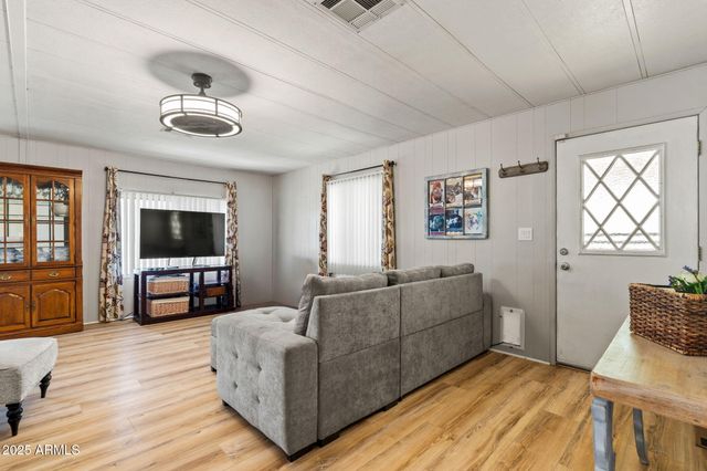 4065 E University -- 433, Mesa, AZ 85202