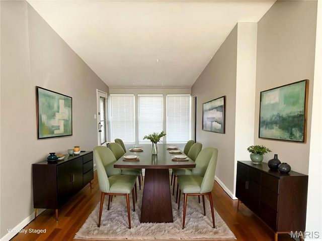 10700 Hallstead Drive, St Louis, MO 63136