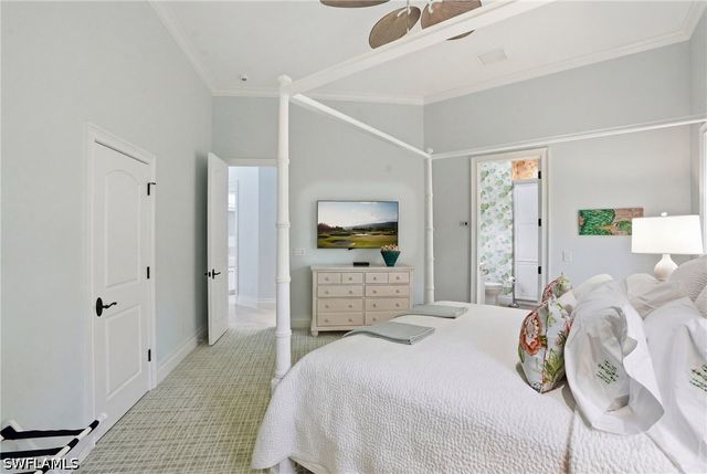 1237 Pocantico LN, Naples, FL 34110