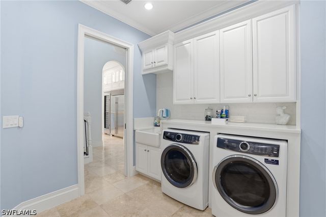 1237 Pocantico LN, Naples, FL 34110