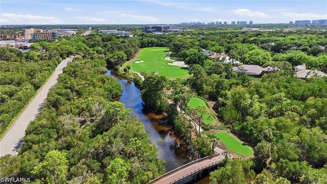 1237 Pocantico LN, Naples, FL 34110