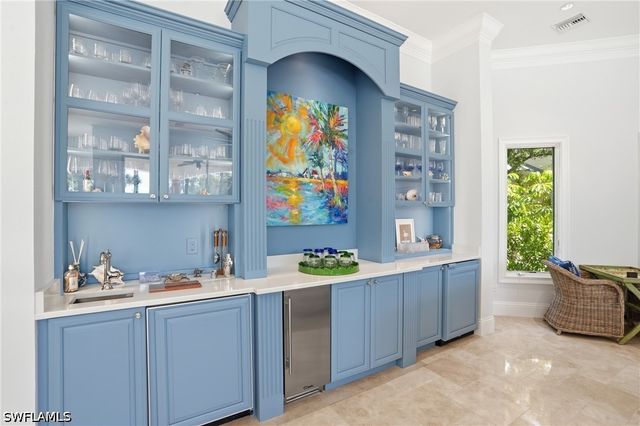 1237 Pocantico LN, Naples, FL 34110