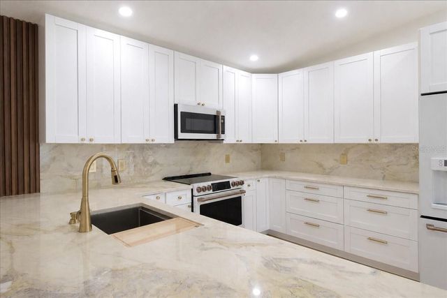 855 NW 75TH TERRACE, Ocala, FL 34482