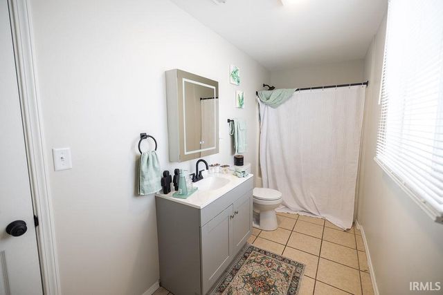 1438 W 13th Street, Muncie, IN 47302