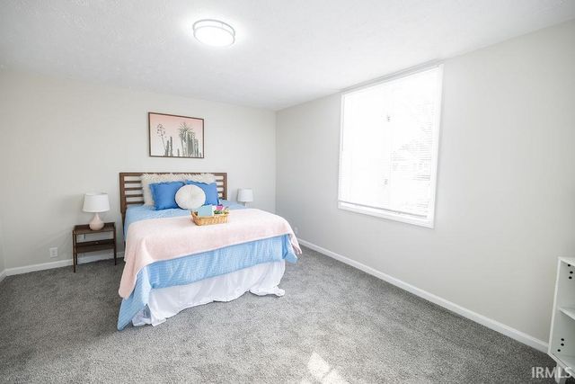 1438 W 13th Street, Muncie, IN 47302