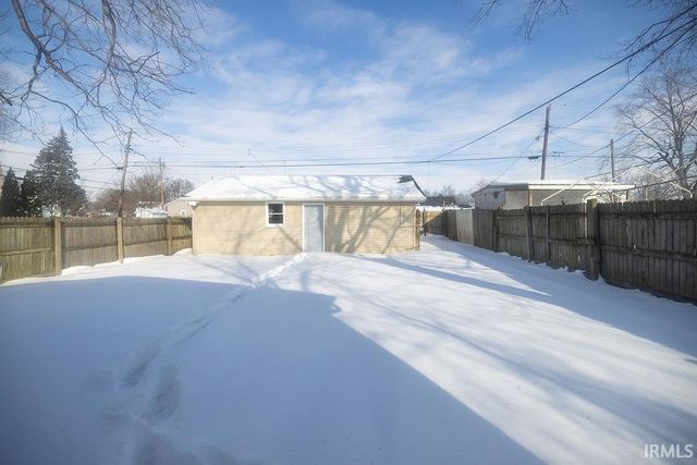 1438 W 13th Street, Muncie, IN 47302