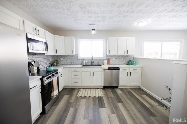 1438 W 13th Street, Muncie, IN 47302