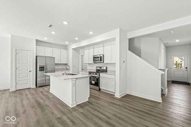 7567 Marin Parkway, Indianapolis, IN 46229