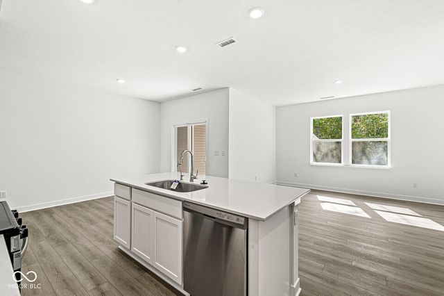 7567 Marin Parkway, Indianapolis, IN 46229