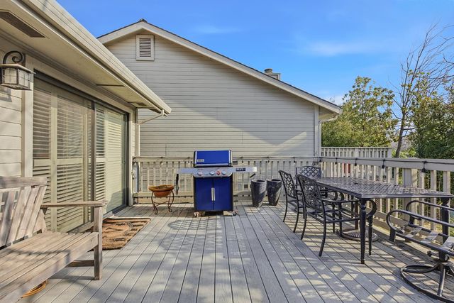 106 Graeagle Ct, Roseville, CA 95678