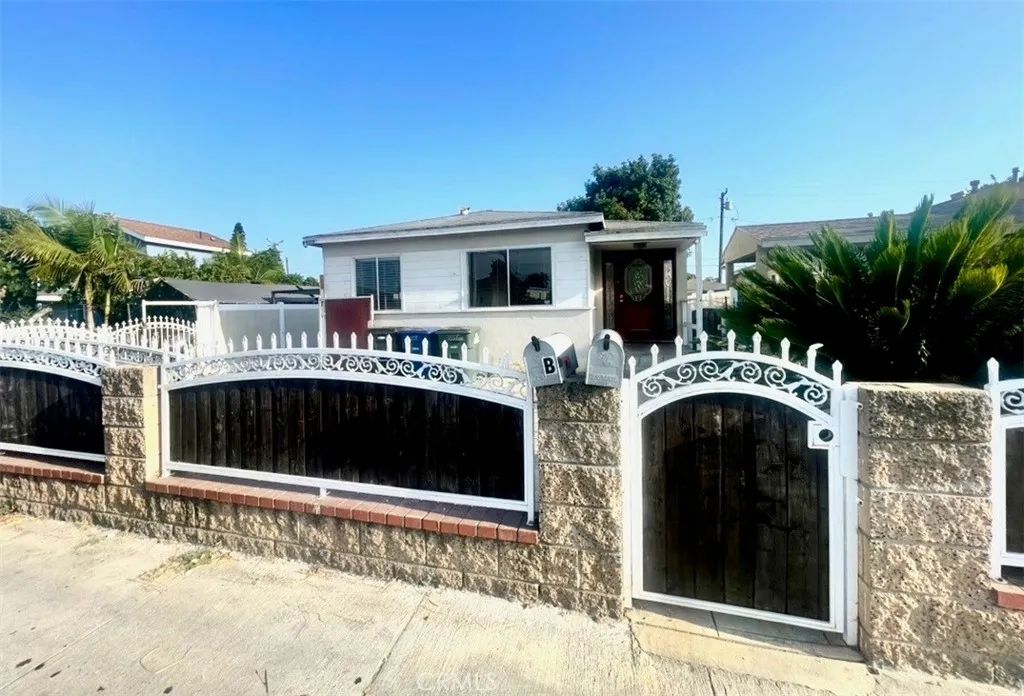 3358 Michigan, South Gate, CA 90280