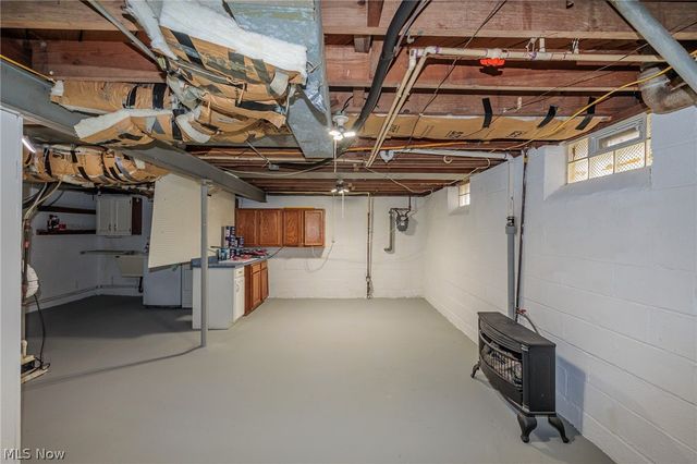 18404 Homeway Road, Cleveland, OH 44135