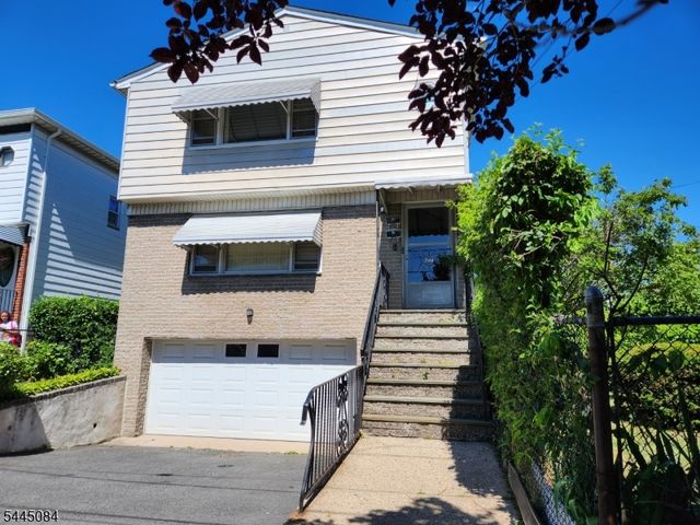 497 Clinton Pl, Newark City, NJ 07112