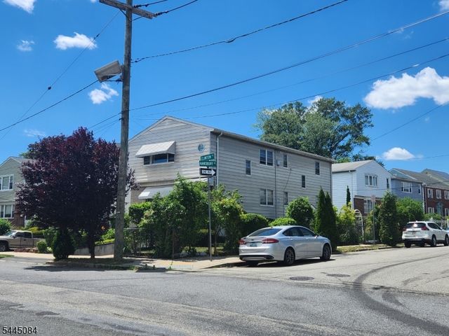497 Clinton Pl, Newark City, NJ 07112