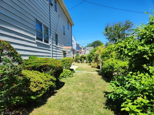 497 Clinton Pl, Newark City, NJ 07112