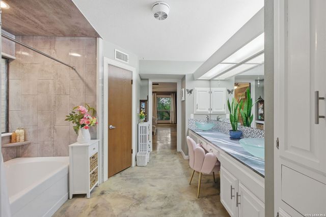 14502 Circle A, Helotes, TX 78023