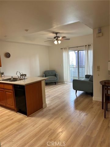 17888 Alburtis Avenue B117, Artesia, CA 90701