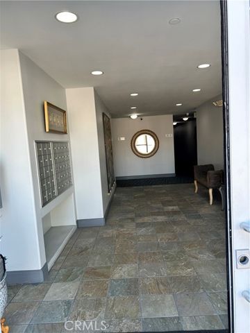 17888 Alburtis Avenue B117, Artesia, CA 90701