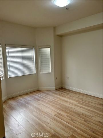 17888 Alburtis Avenue B117, Artesia, CA 90701