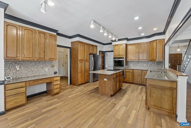 3383 MARSDEN PT, Keswick, VA 22947