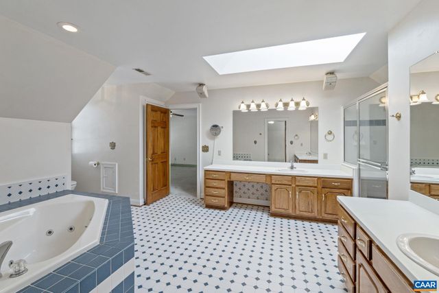 3383 MARSDEN PT, Keswick, VA 22947