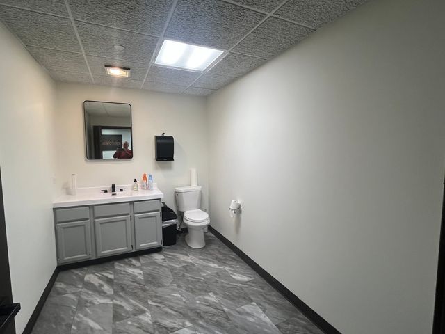 1336 Enterprise Drive, Romeoville, IL 60446