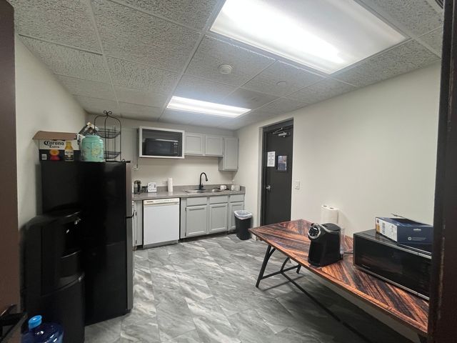 1336 Enterprise Drive, Romeoville, IL 60446