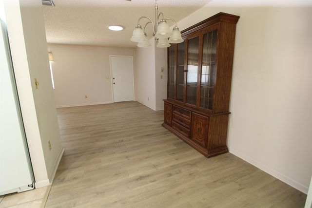 402 Casuarina Circle, St Augustine, FL 32086