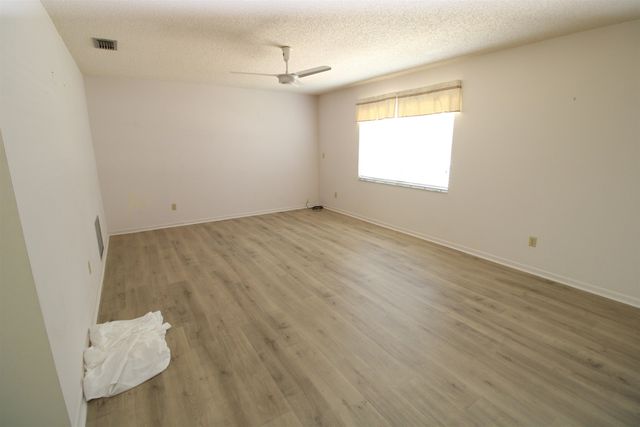 402 Casuarina Circle, St Augustine, FL 32086