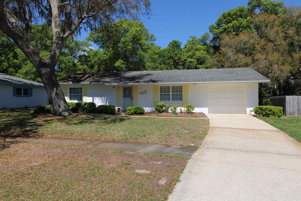 402 Casuarina Circle, St Augustine, FL 32086