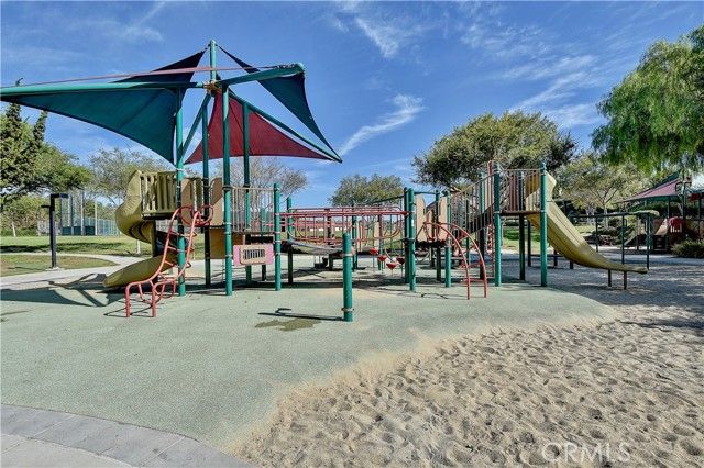 17 Regents Park, Ladera Ranch, CA 92694