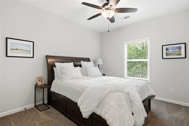 1528 Bluff Valley Circle, Gainesville, GA 30504