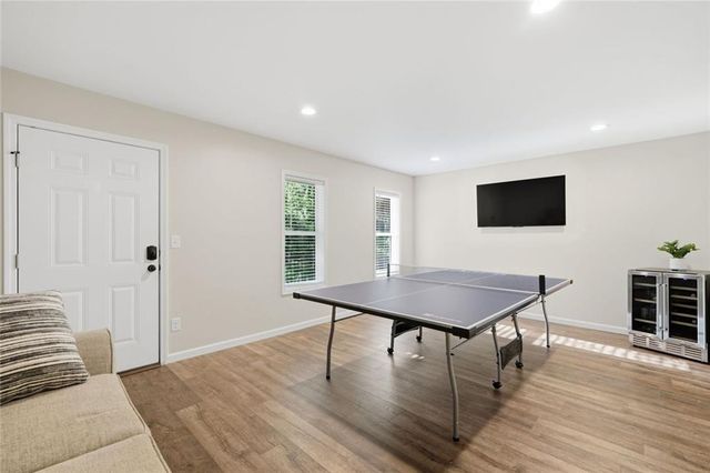 1528 Bluff Valley Circle, Gainesville, GA 30504