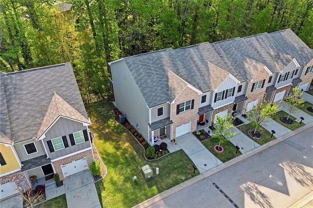 1528 Bluff Valley Circle, Gainesville, GA 30504