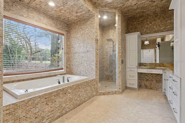 5001 LATROBE DRIVE, Windermere, FL 34786