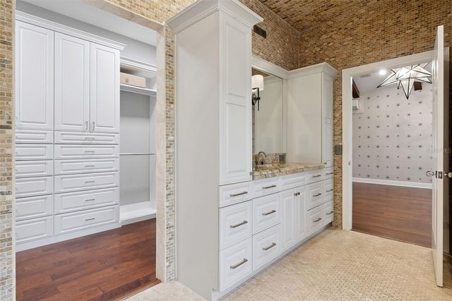 5001 LATROBE DRIVE, Windermere, FL 34786