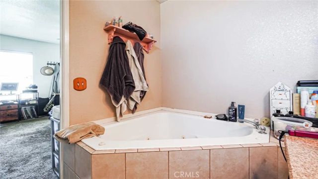 12786 4th, Victorville, CA 92395