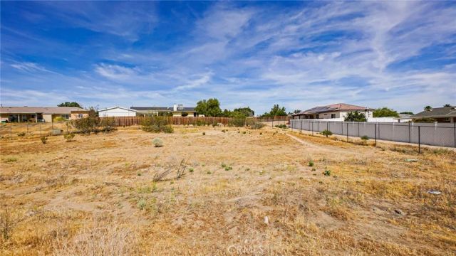12786 4th, Victorville, CA 92395