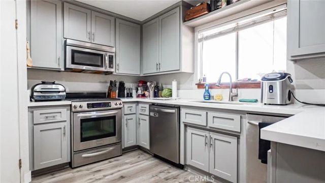 12786 4th, Victorville, CA 92395