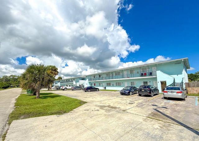 3208 LOUISIANA Avenue, Fort Pierce, FL 34947
