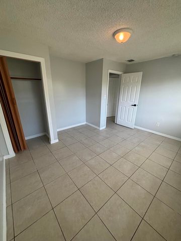 3208 LOUISIANA Avenue, Fort Pierce, FL 34947
