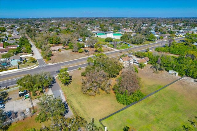 12750 PARK BOULEVARD, Seminole, FL 33776