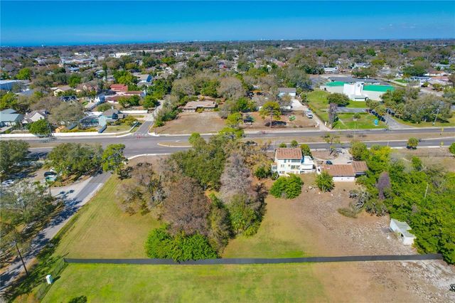 12750 PARK BOULEVARD, Seminole, FL 33776
