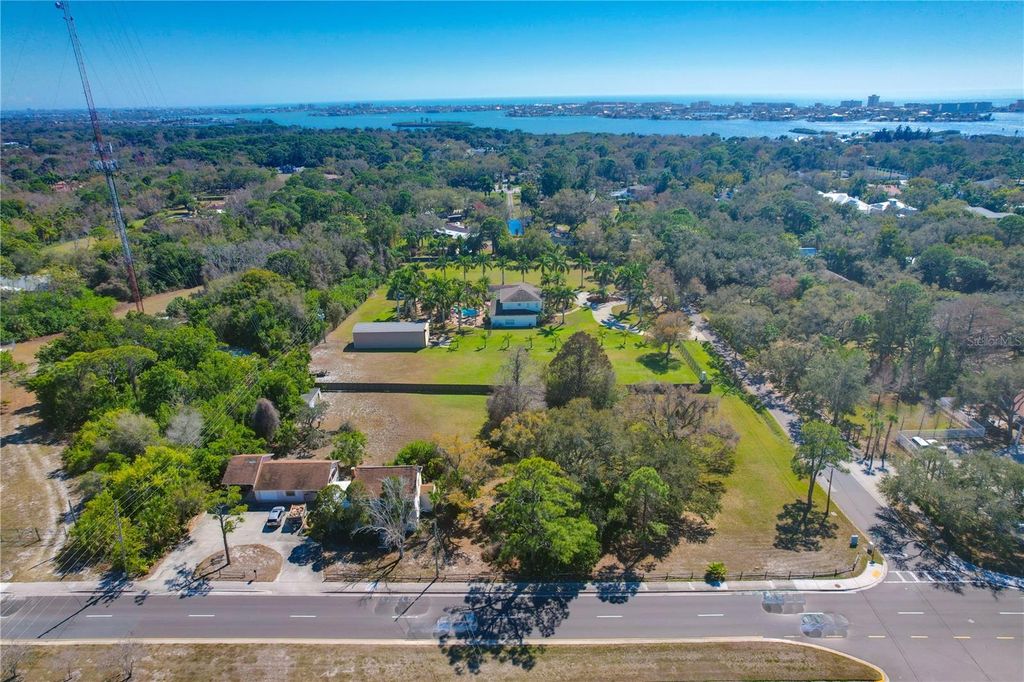 12750 PARK BOULEVARD, Seminole, FL 33776