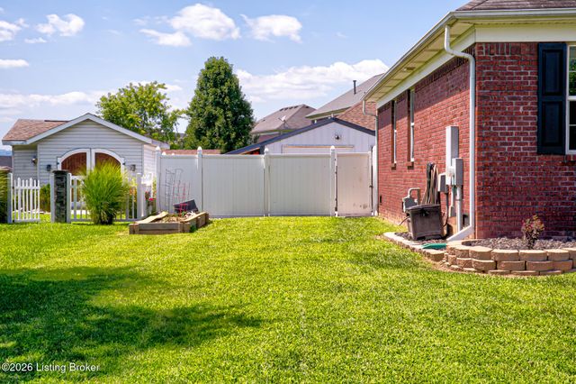 179 Reserves Blvd, Shepherdsville, KY 40165