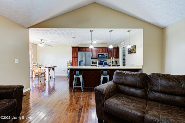 179 Reserves Blvd, Shepherdsville, KY 40165
