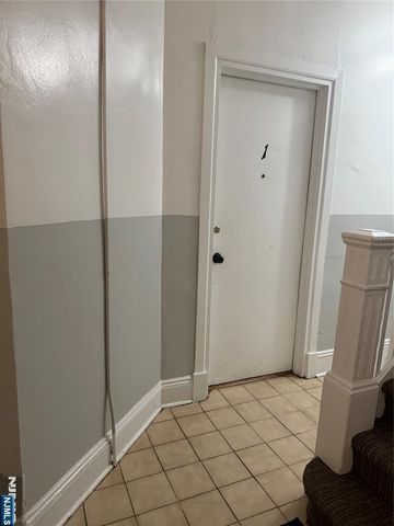 322 Anderson Avenue, Fairview, NJ 07022