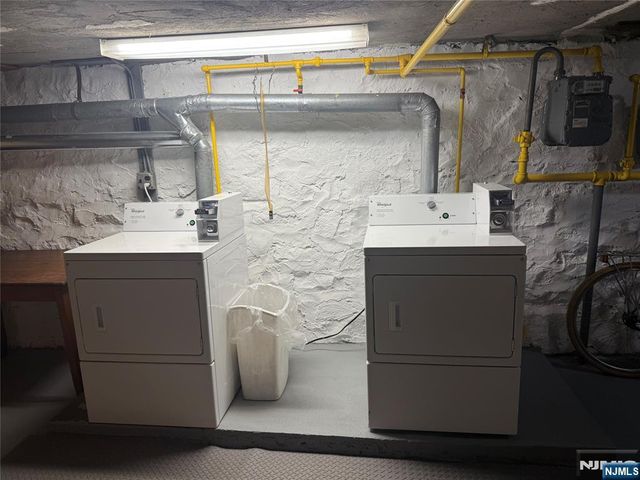 322 Anderson Avenue, Fairview, NJ 07022