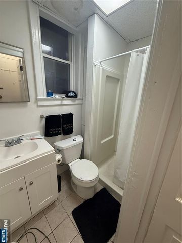 322 Anderson Avenue, Fairview, NJ 07022